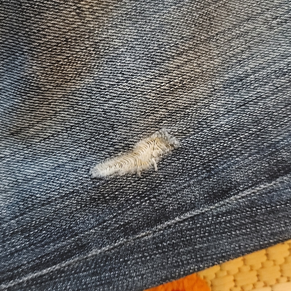 3 pairs for 7 for mankind jeans sizes- one is 29 other two  are 30!!! - Picture 12 of 16